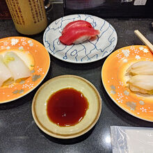 まぐろ、ヤリイカ、つぶ貝