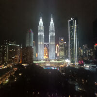 夜のツインタワー