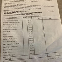 ランドリーが無く高いクリーニングサービスのみ