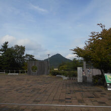 有馬富士を遠くに見ることができます。