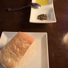 オリーブとホカッチャ