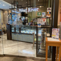 ここでは、ただいま秋のファミリーランチ、バイキング