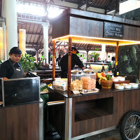 メインダイニング「ドンビュー」のライブキッチンコーナー