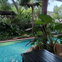 ラグーンアクセスの部屋から眺望。部屋から直接プールに入れます