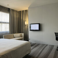 さて客室は１キングプレミア、ウェルカムスイーツも届きました