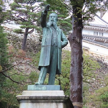 220x220_19965614.jpg?