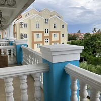 ベランダも広くて水着も干せます。がお隣さんから丸見えです。