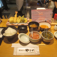 博多天ぷら やまや (ワン・バンコク)