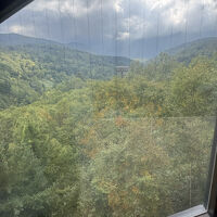 南館へは斜行エレベーターで向かうので離れ気分も味わえます。