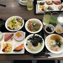 お腹一杯頂きます