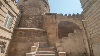 城壁都市バクー、シルヴァンシャー宮殿、及び乙女の塔