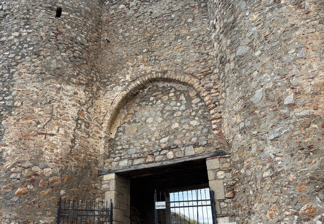 サミュエル要塞