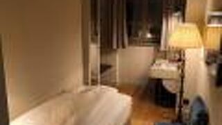 モンビジュー ホテル