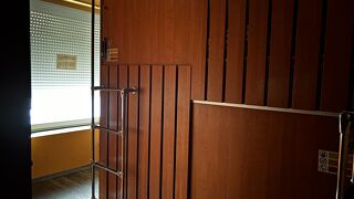 ドゥー ステップ イン ホテル - ホステル