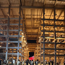 大屋根リングは作りもやはり素晴らしい。