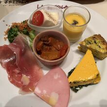 前菜盛り合わせ