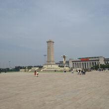 人民英雄紀念碑