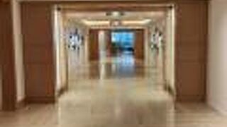 Halepuna Waikiki by Halekulani - NO RESORT FEE