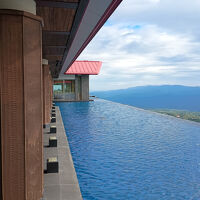 スパ棟水盤から北東方向を除く