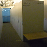 ２階共用男性ロッカールーム