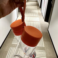 水はエレベーター前の機械から頂き放題。