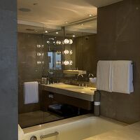 バスタブに浸かっていても窓からの眺めが良い！