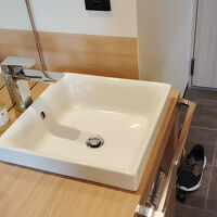 室内に洗面所があります。