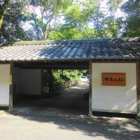 立派な門構えです