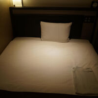 ベッドはクイーンサイズ