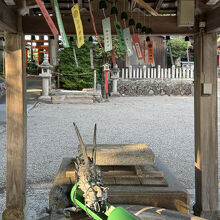 白川神社、手水舎の風鈴。