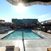 ルーフトッププール