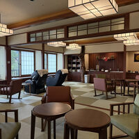 誰でも無料で利用できるラウンジ