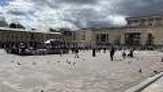 街の中心にあるメインの広場です。