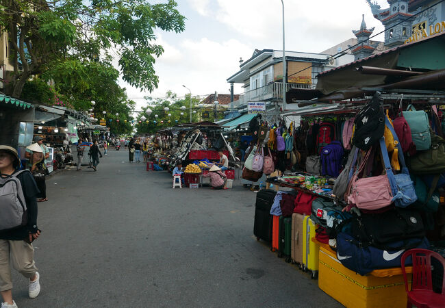グエンホアン通り