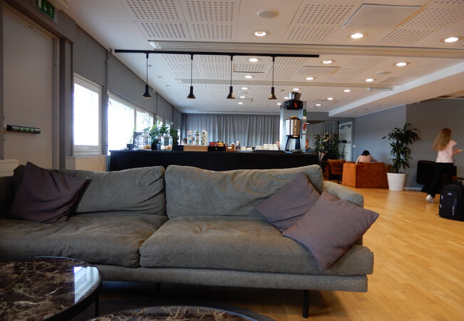 プライオリティパスが利用できるPearl Lounge T4はグーグルマップではPearl Lounge T5- C Gatesになっている