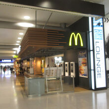 マクドナルド 関西国際空港店