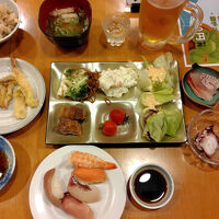 夕食はスーパーバイキングです、体重増加に注意！