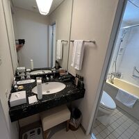 ユニットバスとは別の洗面台