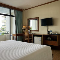 古さは感じますが、十分な広さがあり、質感も悪くありません