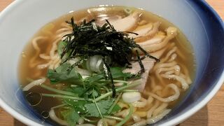 今は山形鳥冠（とさか）の鳥中華