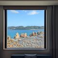 橋杭岩を眺めることのできる海側客室がオススメ