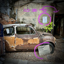 この店の前と中のギャップ...あゝ、素敵...