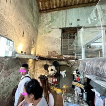 狭い...狭すぎる...