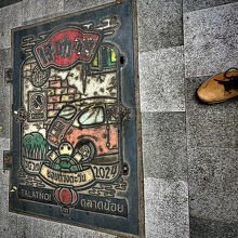 いつの間にか設けられた素敵なプレート