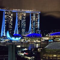 夜景が美しいマリーナベイサンズ