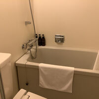 部屋のバスルーム