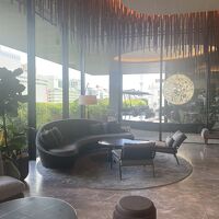 ゴージャスなロビー辺り