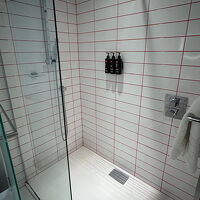 シャワーしかありません