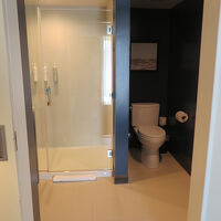 シャワールーム＆トイレ