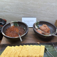 ラウンジの朝食